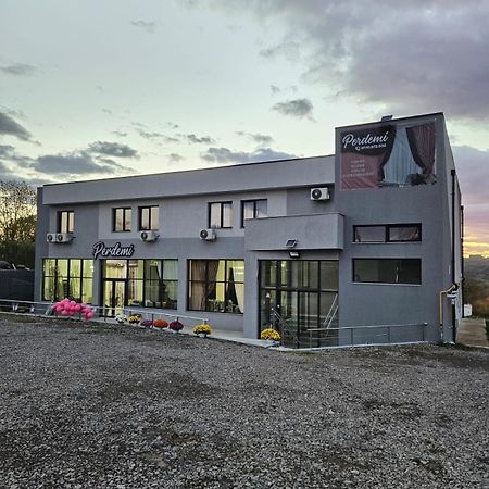 Perdemi Motel Galaţi Екстериор снимка