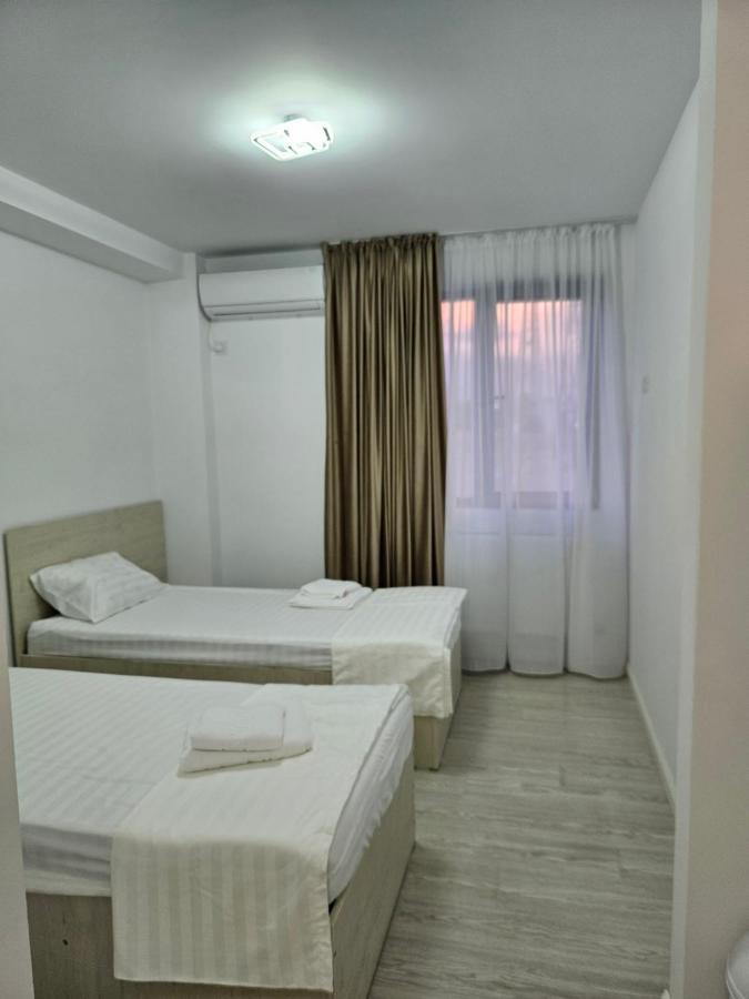 Perdemi Motel Galaţi Екстериор снимка