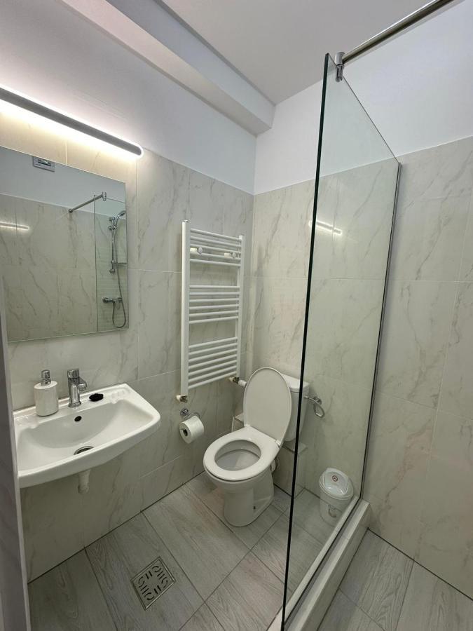 Perdemi Motel Galaţi Екстериор снимка